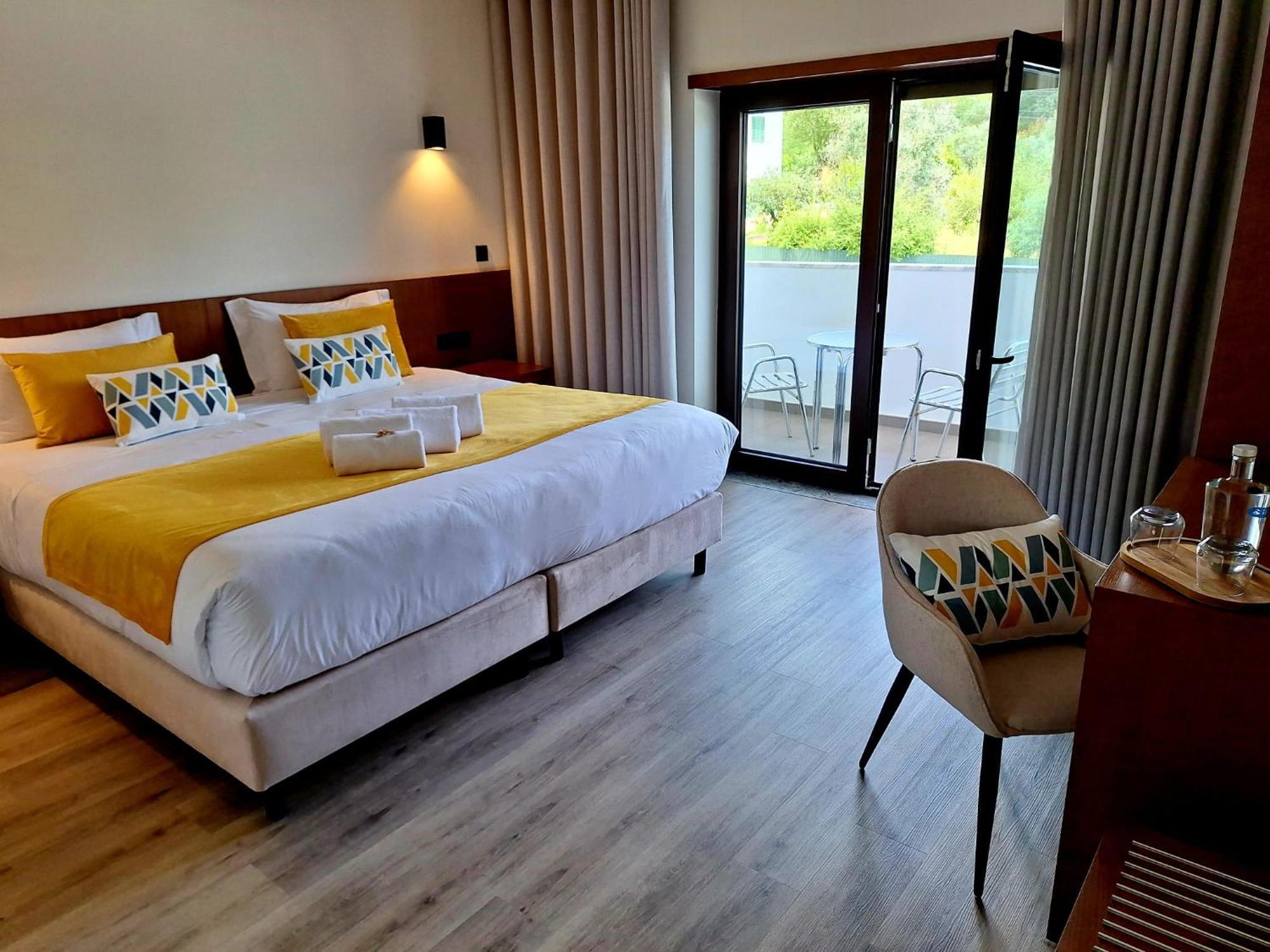 3M Hostel & Suites Alvaiazere Ngoại thất bức ảnh